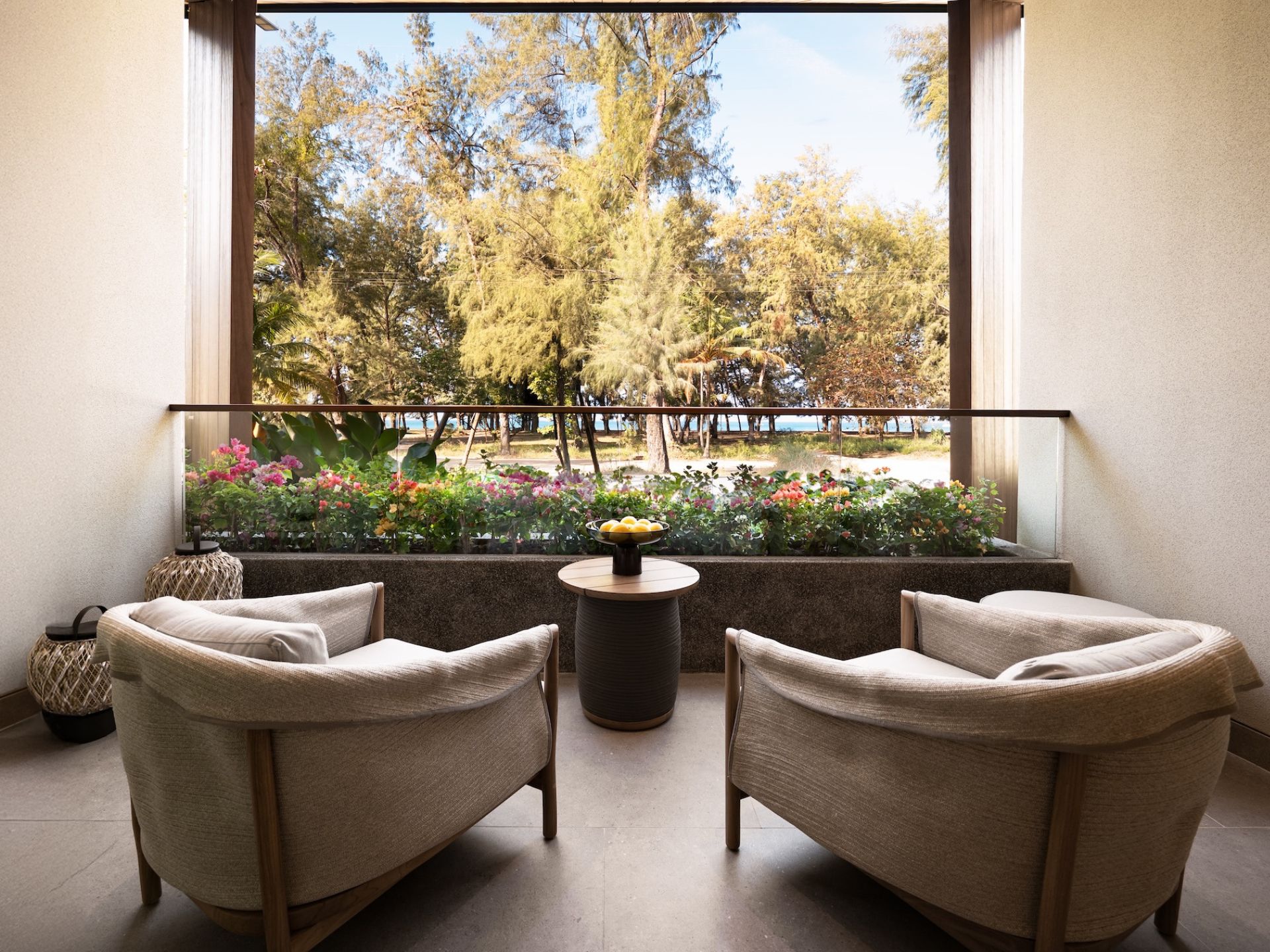 Gardens of Edens condo