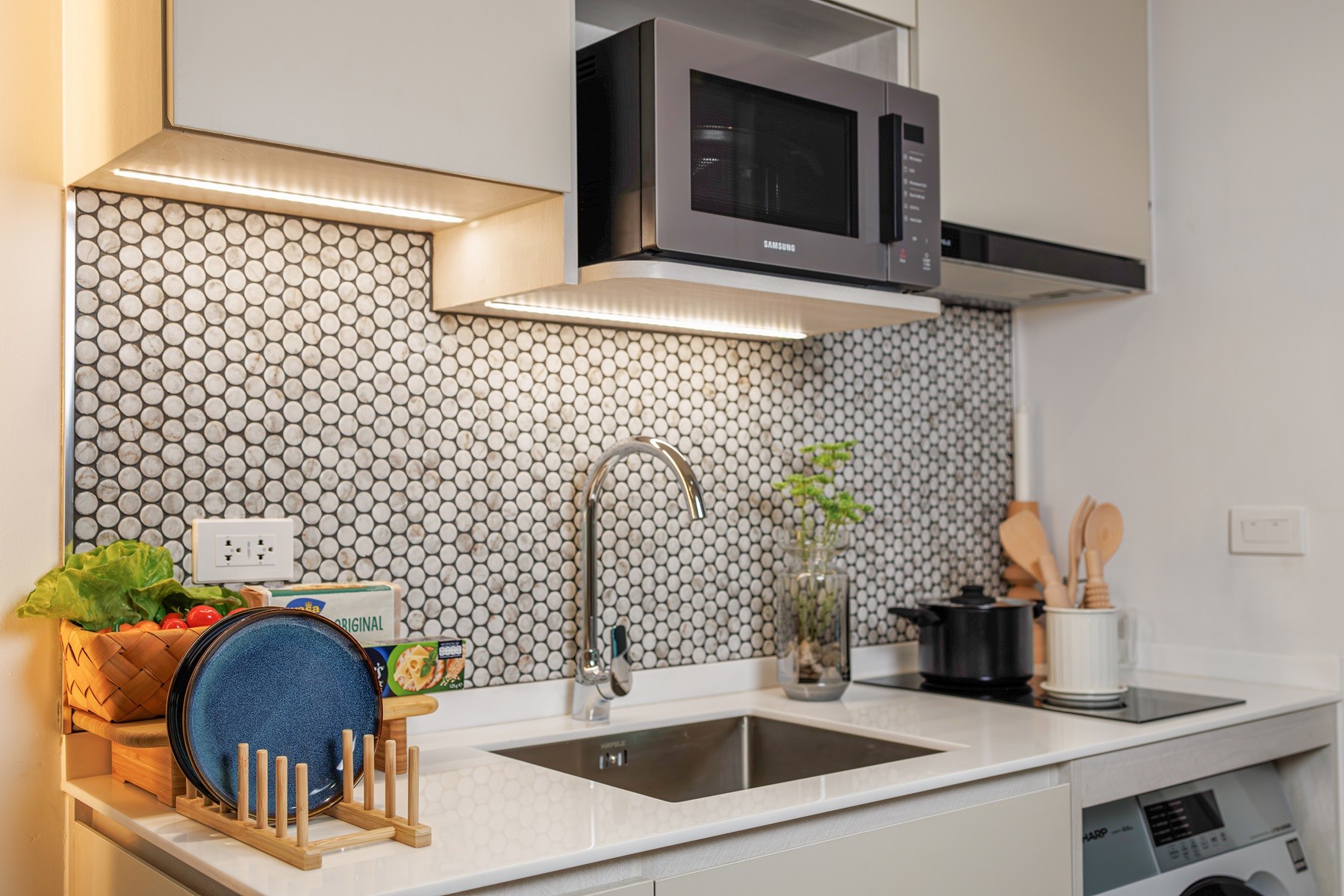 d3983622-580f-4424-ba4f-e9c246a67404 Title Serenity condo