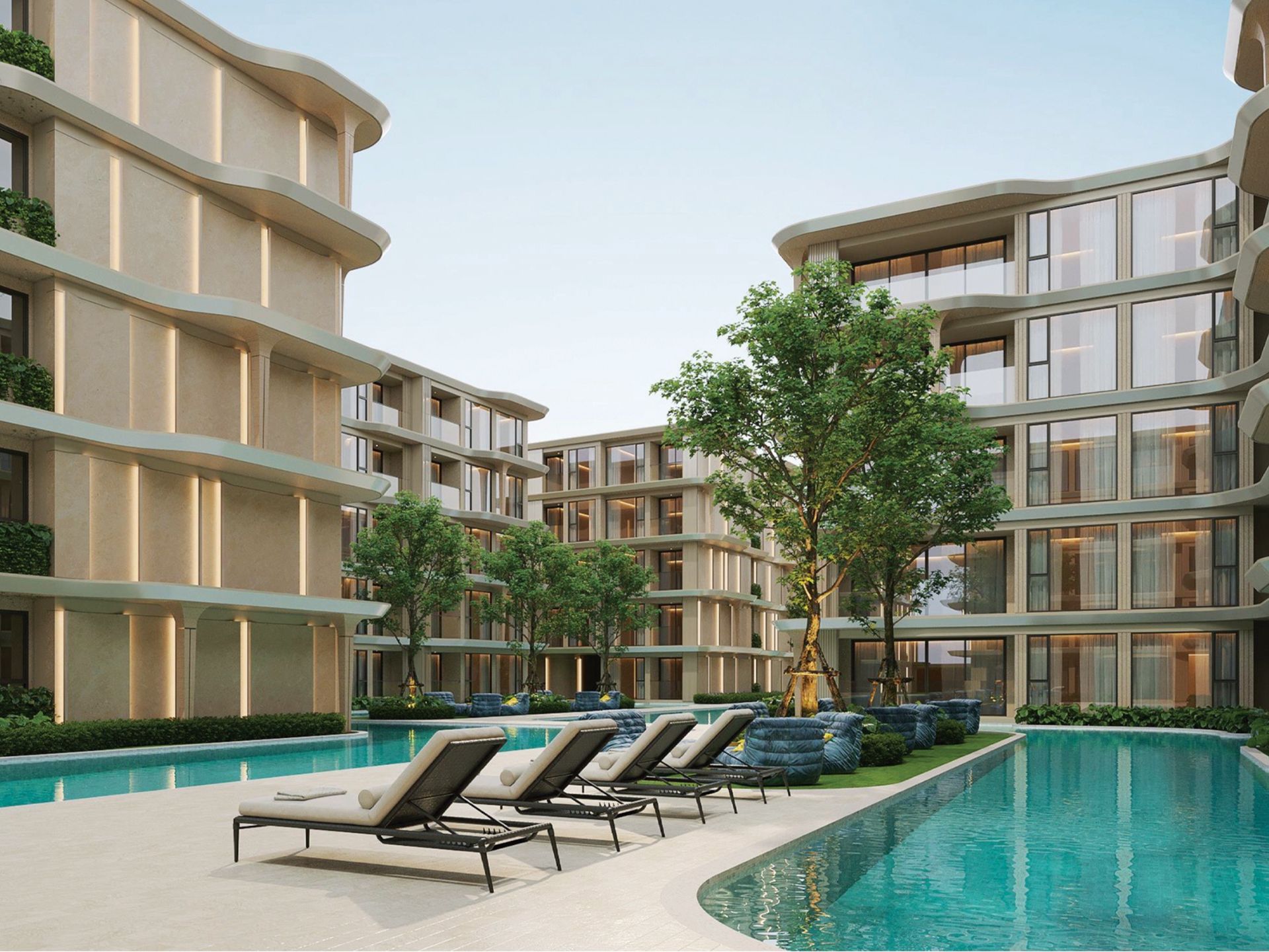 Bellevue Beachfront condo