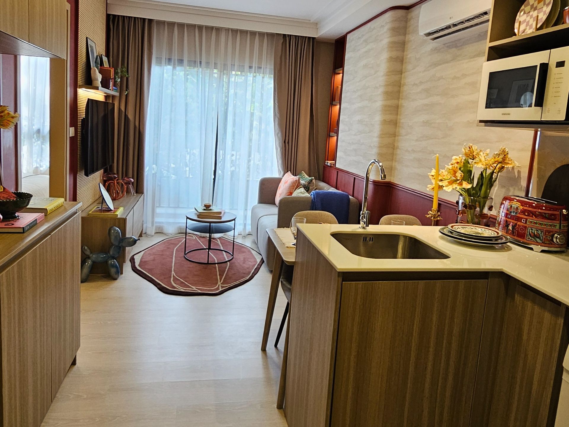 1BD Interior 1 The Base Chergntalay condo interior