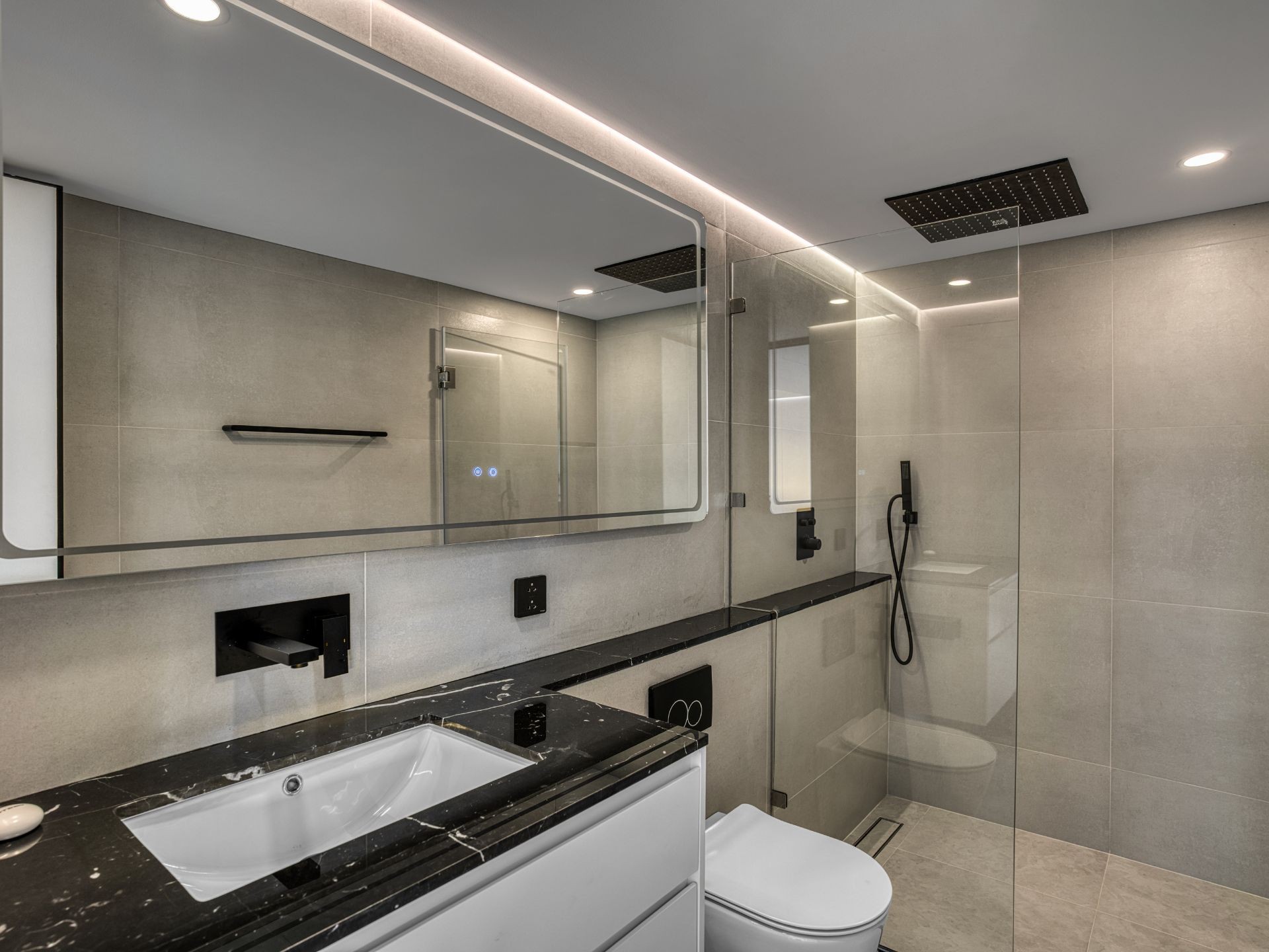 67bf9fcf-19be-42d5-b7e7-965577a63a0e