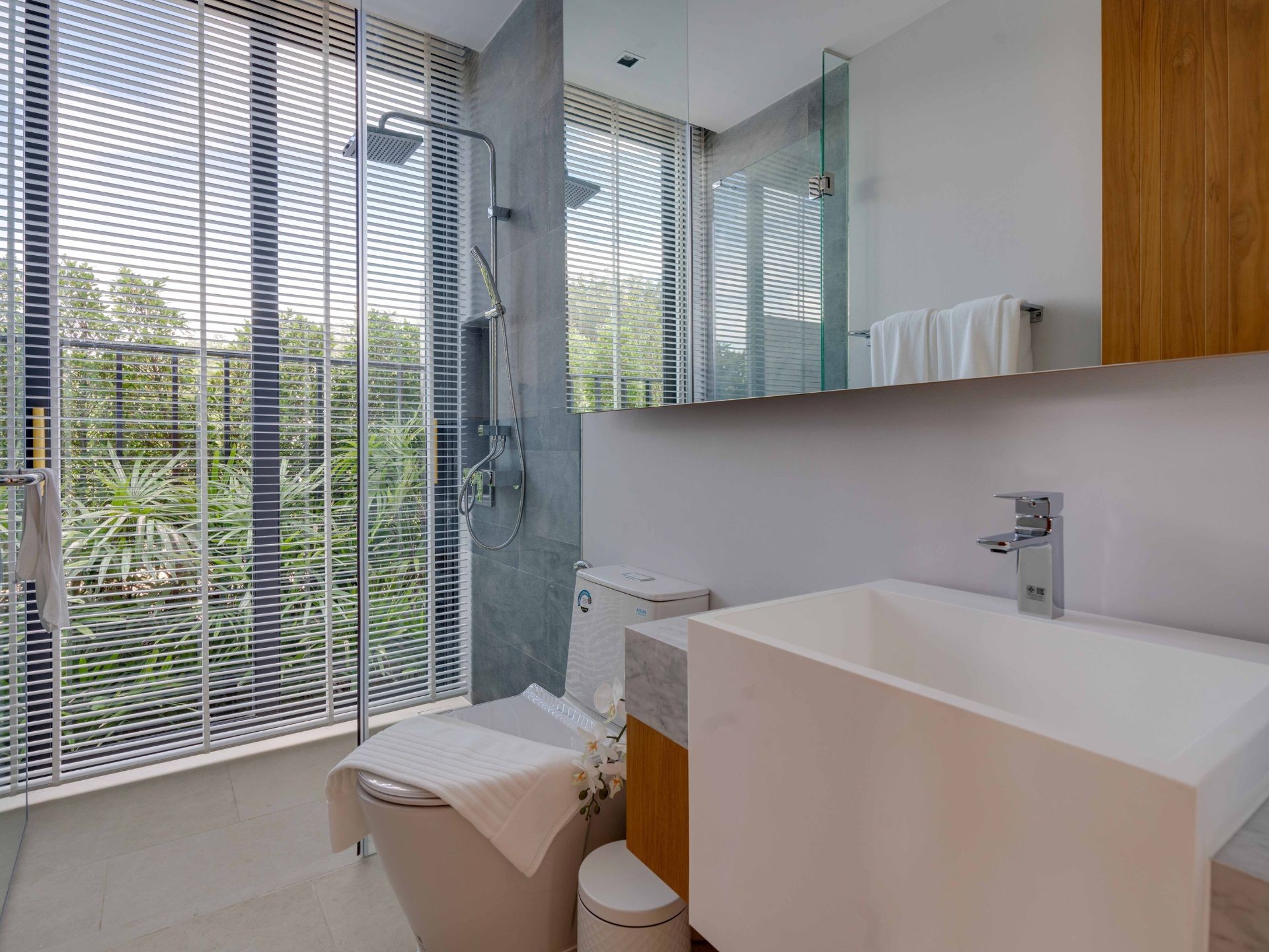 c02a930a-1bfc-4dcc-8b71-21c81ac8ab96